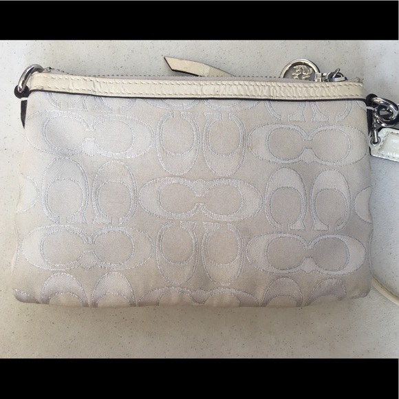 Coach poppy - Picture 2 of 5